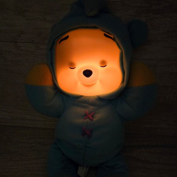 Fisher Price Dream Glow Baby Pooh: Lights & Music (2003) - Picture 7 of 8